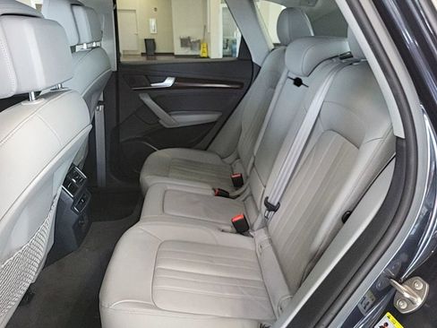 Used 2018 Audi Q5 2.0T Premium Plus w/ Premium Plus Package image 12