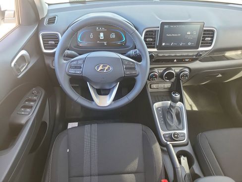 New 2026 Hyundai Venue SEL FWD image 7