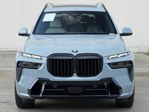 Used 2023 BMW X7 xDrive40i w/ M Sport Package AWD/4WD image 52