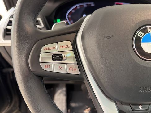 Used 2023 BMW X4 xDrive30i w/ Premium Package image 12