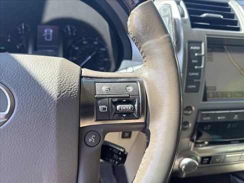 Used 2018 Lexus GX 460 Premium w/ Premium Package AWD/4WD image 18
