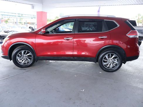 Used 2015 Nissan Rogue SL w/ SL Premium Package FWD image 10