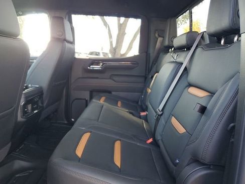 New 2026 GMC Sierra 1500 AT4 w/ Technology Package AWD/4WD image 13