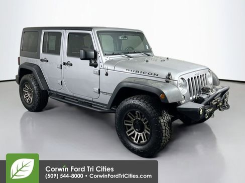 Used 2016 Jeep Wrangler Unlimited Rubicon w/ Connectivity Group image 1