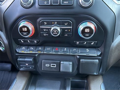 Used 2022 GMC Sierra 1500 Denali w/ Driver Alert Package II image 29