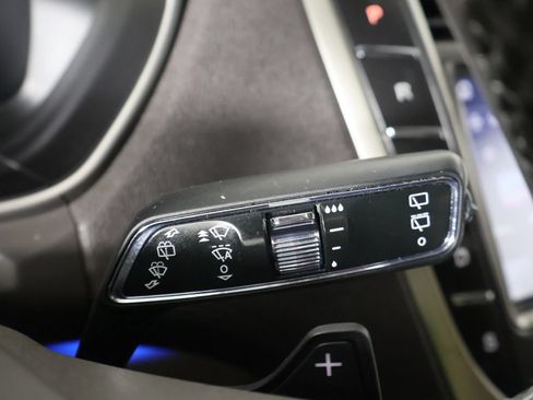 Used 2020 Lincoln Nautilus Reserve AWD/4WD image 45