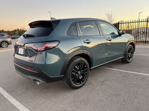 Used 2026 Honda HR-V Sport image 4