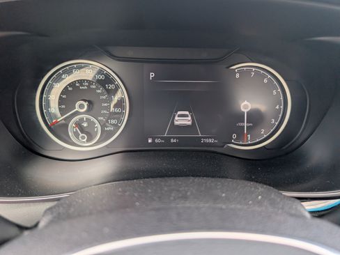 Used 2026 Genesis G70 2.5T RWD image 17