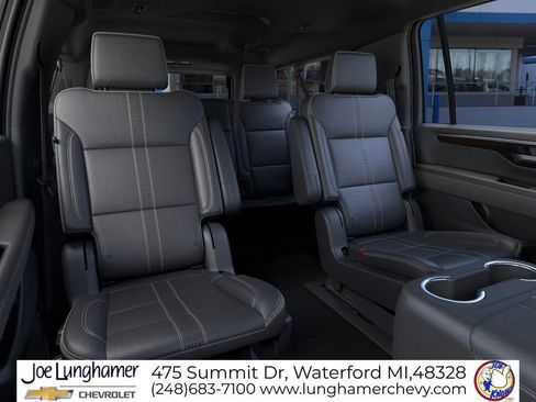 New 2026 Chevrolet Suburban High Country image 19