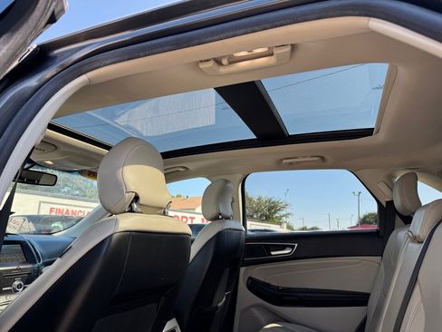 Used 2018 Ford Edge Titanium w/ Equipment Group 301A image 18