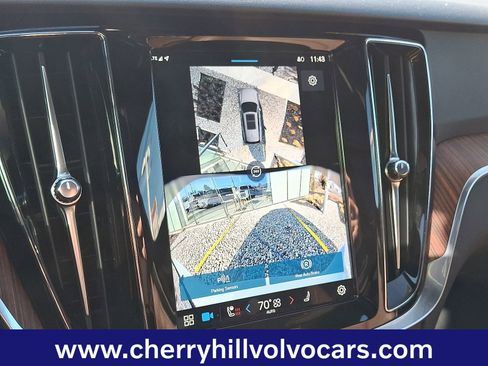 Certified 2025 Volvo V60 B5 Cross Country Plus image 20