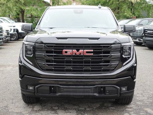 Used 2023 GMC Sierra 1500 Elevation w/ X31 Off-Road Package AWD/4WD image 7