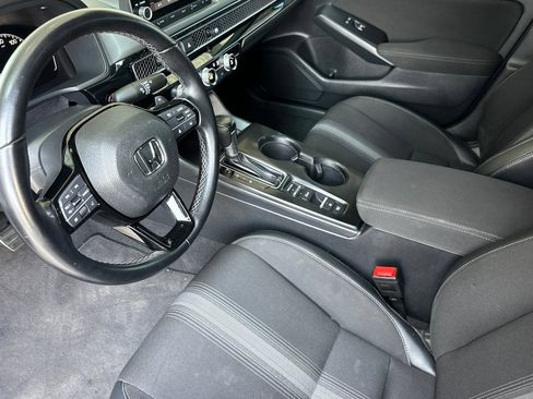 Used 2022 Honda Civic Sport image 9