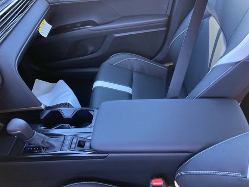 Used 2026 Toyota Camry SE image 24