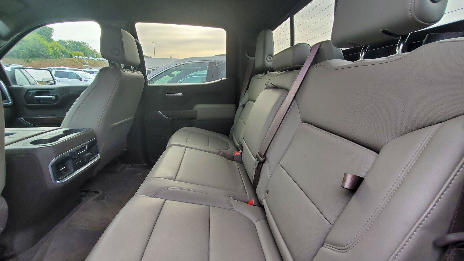 Used 2020 GMC Sierra 1500 SLT w/ SLT Premium Plus Package AWD/4WD image 5