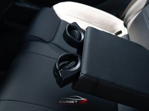 Used 2020 Mercedes-Benz CLA 250 w/ Premium Package image 20