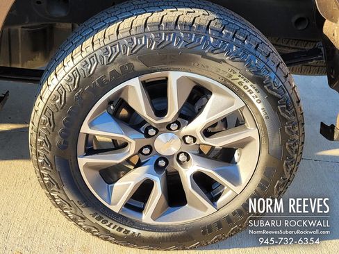 Used 2019 Chevrolet Silverado 1500 LT w/ Texas Edition image 23