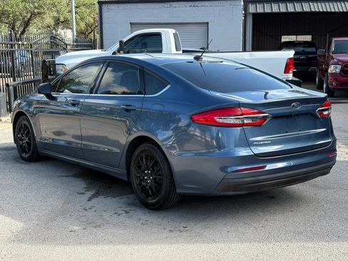 Used 2019 Ford Fusion S FWD image 5
