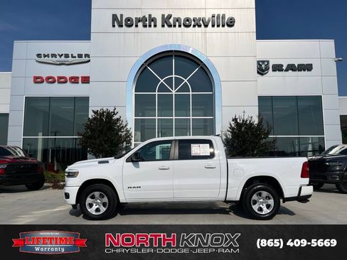 Used 2025 RAM 1500 Big Horn AWD/4WD image 2