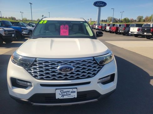 Used 2023 Ford Explorer Platinum w/ Class IV Trailer Tow Package image 8