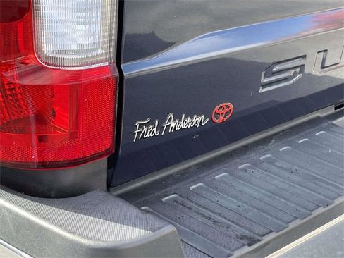 Used 2017 Ford F250 Lariat w/ Lariat Ultimate Package image 11