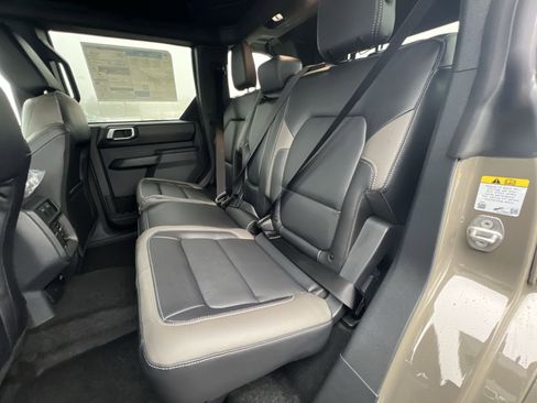 New 2026 Ford Bronco Outer Banks image 24