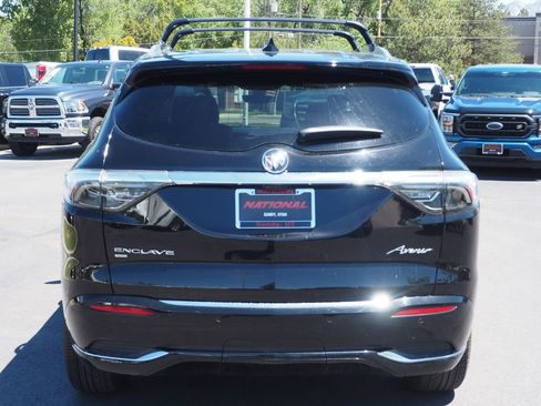 Used 2023 Buick Enclave Avenir w/ Avenir Technology Package FWD image 6