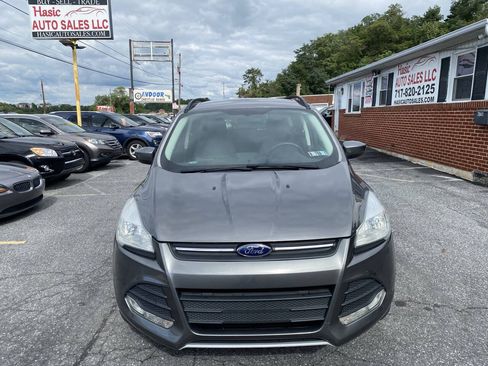 Used 2014 Ford Escape SE w/ Equipment Group 201A AWD/4WD image 2
