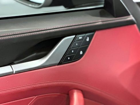 Certified 2024 Porsche 911 Carrera RWD image 10