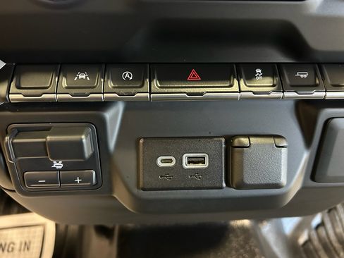 Used 2023 GMC Sierra 1500 Pro w/ Trailering Package RWD image 12