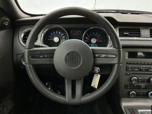 Used 2012 Ford Mustang GT RWD image 26