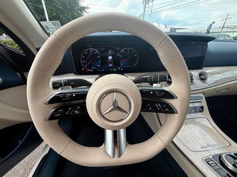 Used 2023 Mercedes-Benz E 450 4MATIC Cabriolet image 23