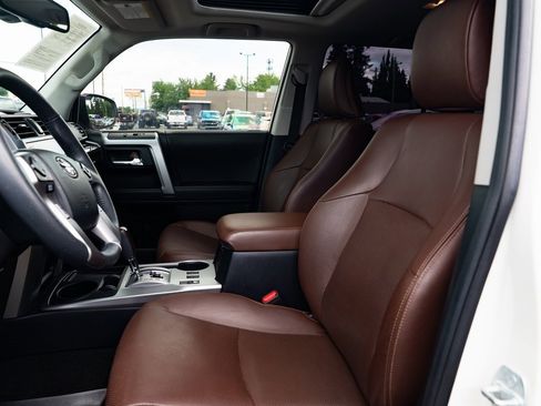 Used 2021 Toyota 4Runner Limited image 19