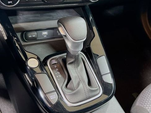 Certified 2023 Kia Soul S image 17