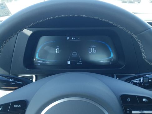 Used 2025 Hyundai Elantra Sport FWD image 24