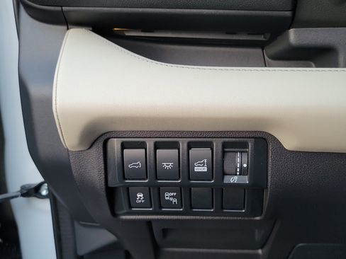 Used 2020 Subaru Ascent Touring w/ Popular Package #3 image 13