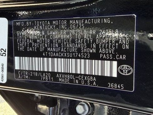 Certified 2025 Toyota Camry XLE FWD image 31