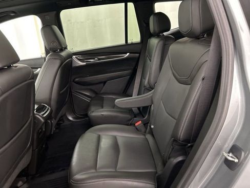 Used 2023 Cadillac XT6 Sport image 29