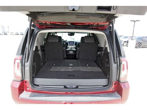 Used 2016 GMC Yukon SLT w/ Open Road Package image 29