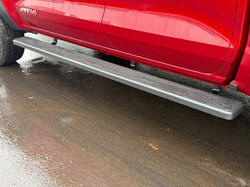 Used 2023 GMC Canyon AT4 w/ AT4 Premium Package image 11