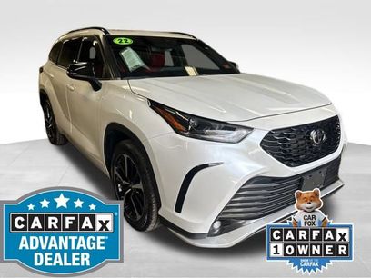 Used 2022 Toyota Highlander XSE