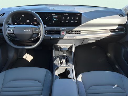 New 2025 Kia K4 GT-Line Turbo FWD image 10