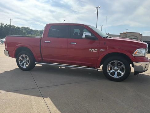 Used 2017 RAM 1500 Laramie AWD/4WD image 29