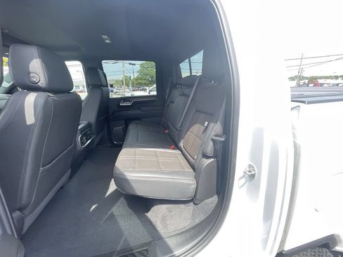 Certified 2024 Chevrolet Silverado 3500 High Country w/ High Country Premium Package AWD/4WD image 21