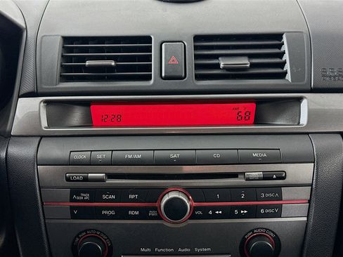 Used 2007 MAZDA MAZDA3 s Touring image 19