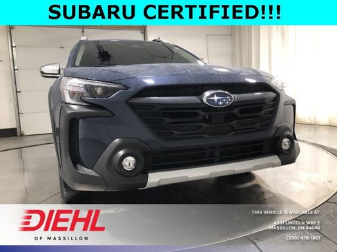 Used 2025 Subaru Outback Touring w/ Tech Package 3 image 2