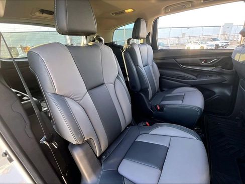 Used 2022 Subaru Ascent Onyx Edition image 33