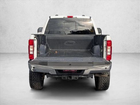 Used 2022 Ford F350 Lariat w/ Lariat Value Package AWD/4WD image 6