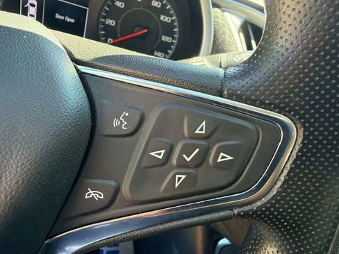 Used 2023 Chevrolet Malibu LT FWD image 26