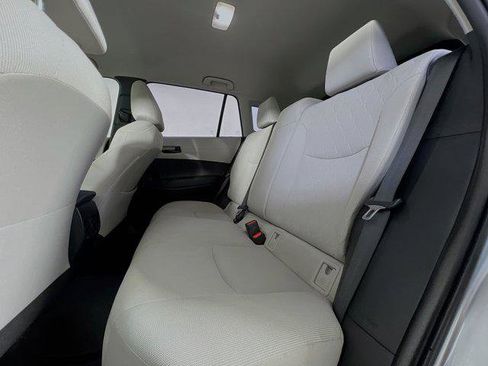 Certified 2022 Toyota Corolla Cross L image 21